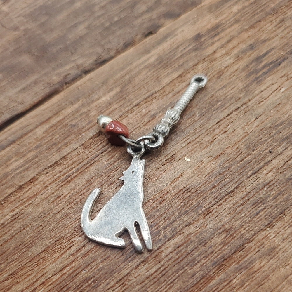 Silver‎ Tone Wolf Charm with Jasper Stone Bead P410